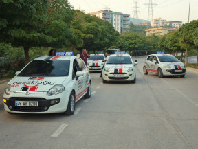 B sınıfı manuel yada otomatik vites otomobil ehliyeti direksiyon eğitim ve sınav parkuru Evka 3 imtihan parkuru. Hasekioğlu Sürücü Kursu sınav başlangıç yeri.