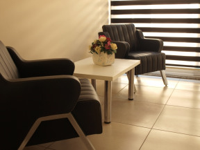 İzmir Hasekioğlu SRC ve Psikoteknik Değerlendirme Merkezi'nde daima 'En Güvenilir Hizmet' anlayışıyla siz değerli müşterilerine daima yenilikler sunmaktadır. Dinlenme odası.