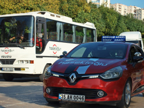İzmir'in en büyük sürücü kursuna Hoş Geldiniz! Motor, otomobil, kamyon, otobüs, tır ehliyeti olmak üzere her ay yaklaşık 150 kursiyer katılımı sadece Hasekioğlu'nda!