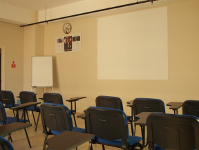 İzmir'de SRC2 Yolcu taşımacılığı belgesi için en donanımlı sınıflarda eğitim veriliyor.