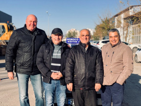 BE yarı römork karavan ehliyeti eğitimlerimiz uzman eğitmenlerimiz tarafından özel ile verilmektedir.Bornova da karavan ehliyeti veren ilk ve tek sürücü kursu.