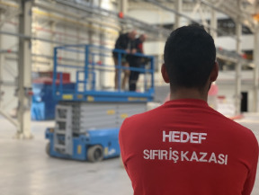 Manlift operatörlük belgesi güvenli sürücülük eğitimi ile hedef sıfır kaza. İş sağlığı ve güvenliği, manlift iş makinesi operatörlük belgesi ücretleri hakkında bilgi için bizden bilgi alabilirsiniz.
