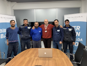 İzmir iş makinesi operatörlük merkezi; Hamburgers de Manlift operatörlük belgesi eğitimindeyiz. İzmir'in en çok manlift operatörlük belgesi veren kurumu Bornova İş Makineleri Kursu.